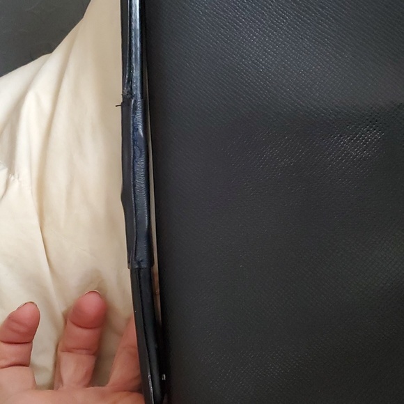 Authentic Louis Vuitton large black briefcase in terrific condition - Picture 7 of 9